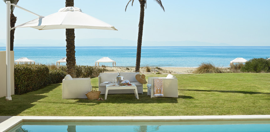 4-relaxing-accommodation-beachfront-in-grand-beach-villa
